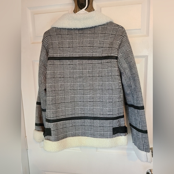 JouJou Woman's Moto Jacket, Size: XL Color: Grey and White - Picture 12 of 16